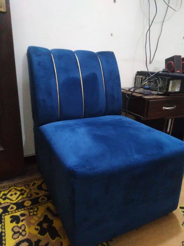 two single sofa set new condition velvet sofa 0