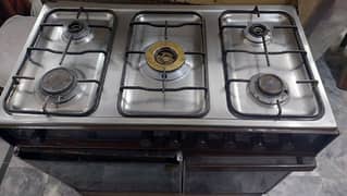 Ambassador cooking range