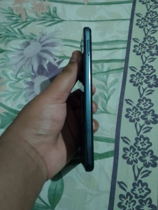 Tecno Spark 10C with original charger box excellent condition 4