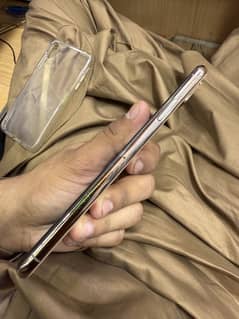 iphone xs max (512) PTA APROOVED