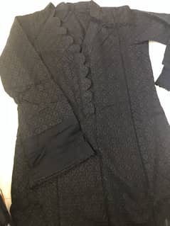 3 kurties