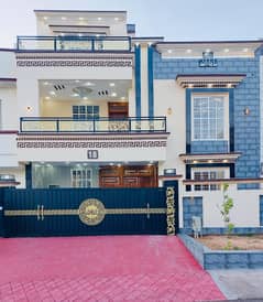 G-10 New Upper Portion Prime Location Tiled Floor Please Contact Us More Details: