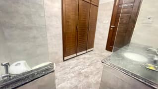1 Kanal Lower Lock Upper Portion For Rent in DHA Lahore Phase 4 Block AA