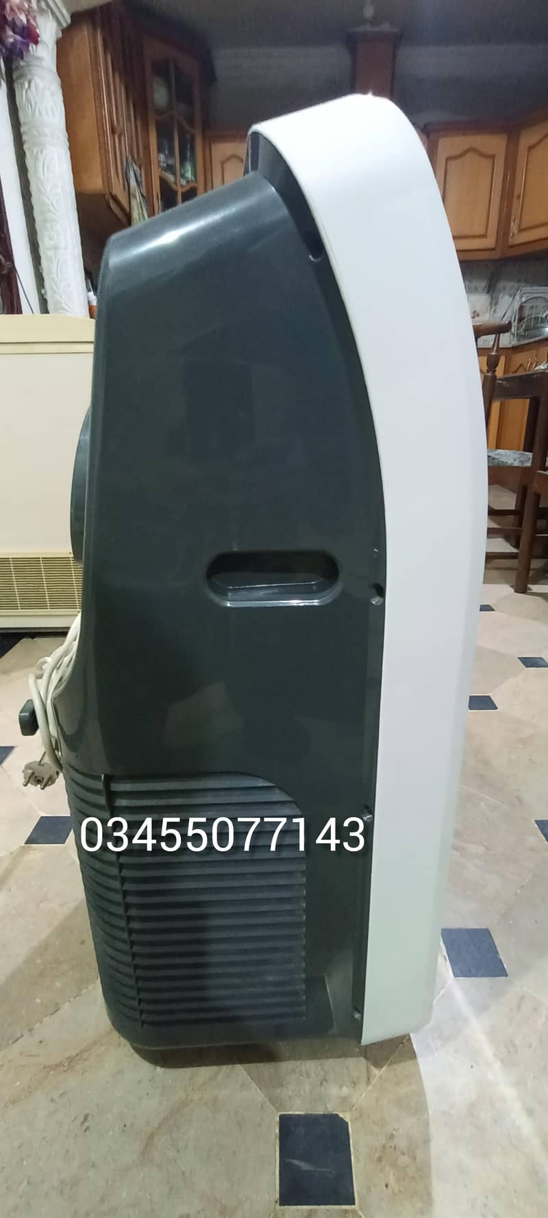 Portable Skywood 1 Ton DC invertor Ac heat &cool 2