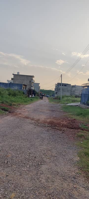 4 Marla Beautiful Level Plot Ideal Location 5