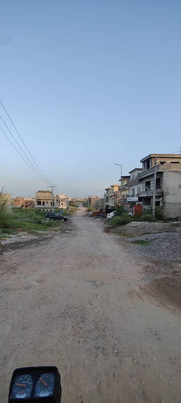 4 Marla Beautiful Level Plot Ideal Location 15
