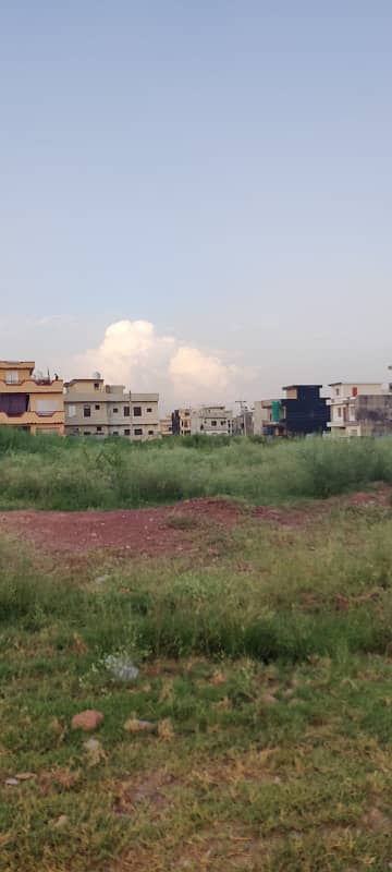4 Marla Beautiful Level Plot Ideal Location 18