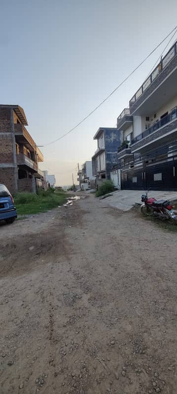 4 Marla Beautiful Level Plot Ideal Location 27