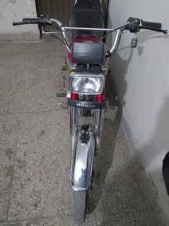 TR-70 Bike for sale Good Condition seriously rabta kryy