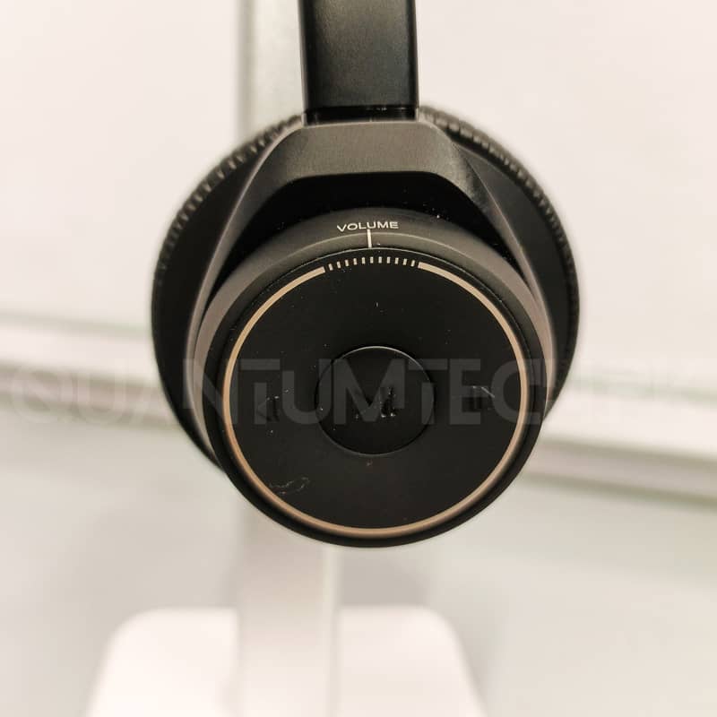 Plantronics Voyager Focus 1 2 UC Bluetooth Wireless ANC headphones 3
