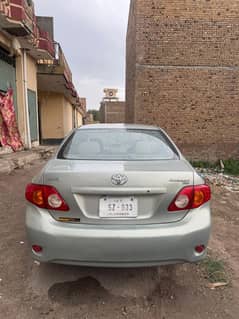Toyota Corolla GLI 2011