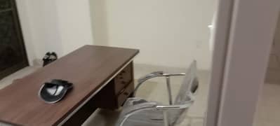 Sperate Room For Office Sharing Base In One Flat IT Purpose