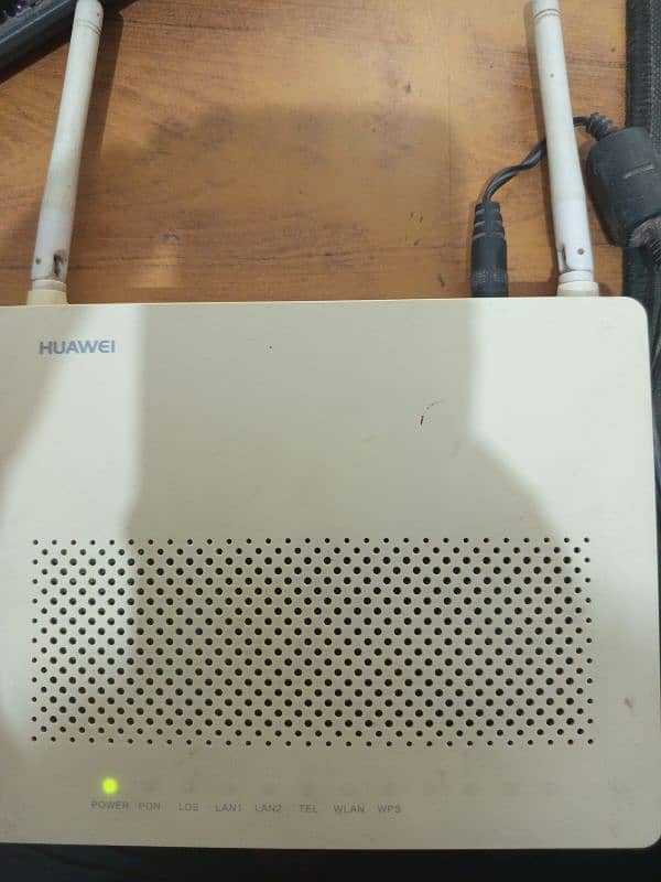 Wifii Huawei EchoLife HG8321R GPON ONU (Optical Network Unit) 1