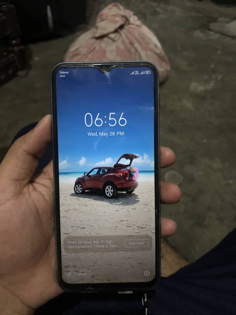 Tecno spark 8c 4/128 3