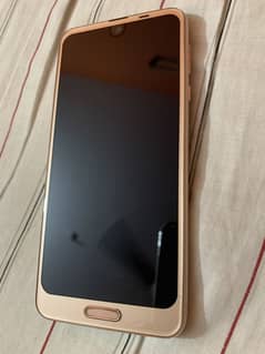 Aquos R2 Snapdragon 845