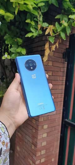 One plus 7t 8/128 gb Snapdragon 855 (gaming processor)  Non PTA