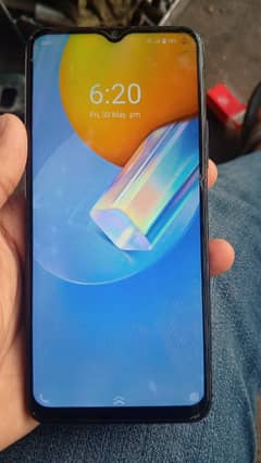 vivo y30 6+128 only mobile panel change hai body ki condition raf hai