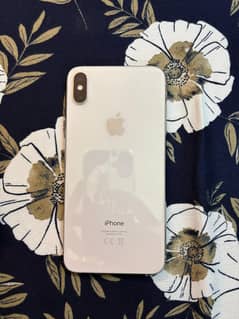 Apple iPhone XS Max 64 GB pta approved white color