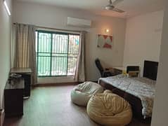 JOHAR TOWN PHASE 2 BLOCK G1 FULL HOUSE FOR RENT 5 BEDROOM ATTACH BATHROOM ,KITCHEN, DINNING ROOM,TV LOUNCH,