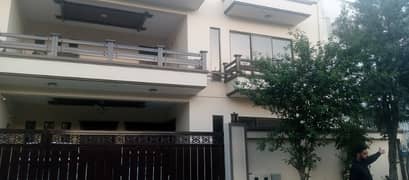 F15/1/ 1 kanal brand new upper portion for rent