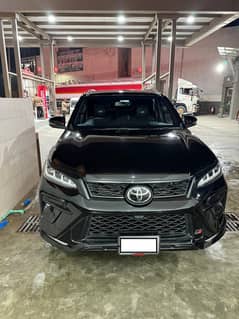 Toyota Fortuner GR-S 2024