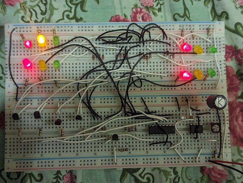 DLD project 4 Way traffic signal control 1