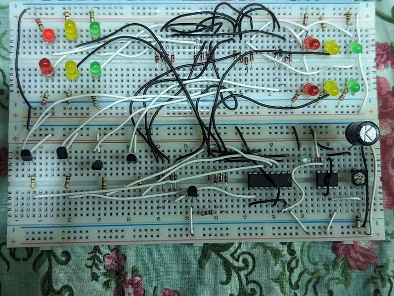 DLD project 4 Way traffic signal control 5