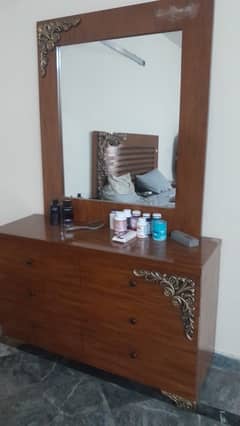 bedset (bed dresser side tables)