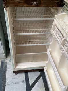: Refrigerator for sale.  used refrigerator. -price (39k)
