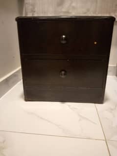 Side table for sale in Karachi