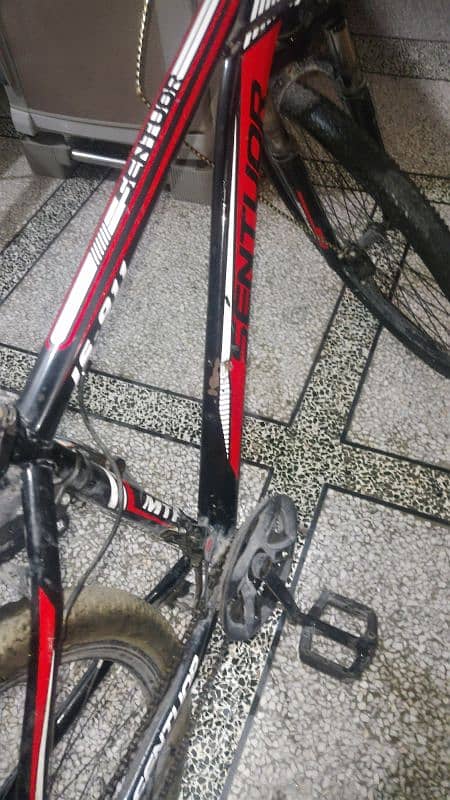 MTB cycle for sell 6 month used only in good condition with 11 gear's 3