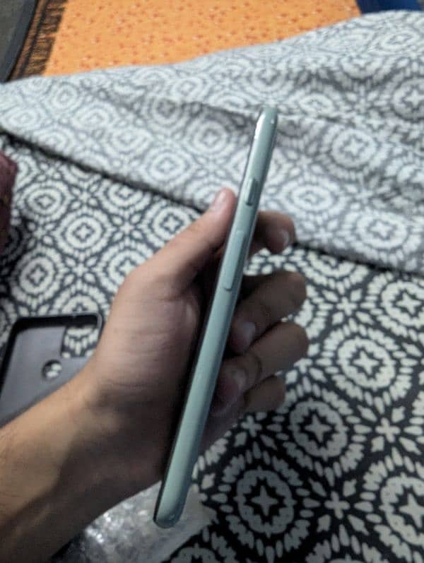 Google Pixel 5 3