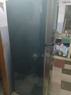 Dawlance refrigerator 90000