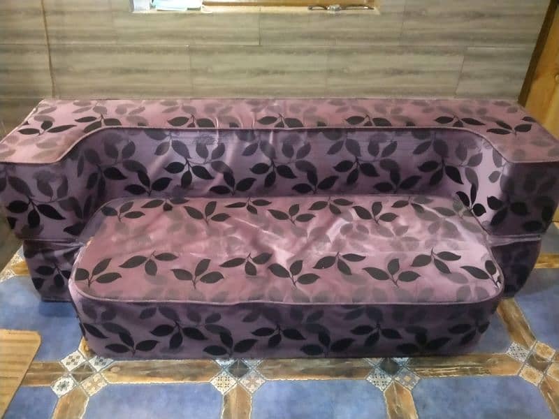sofa com bad 1