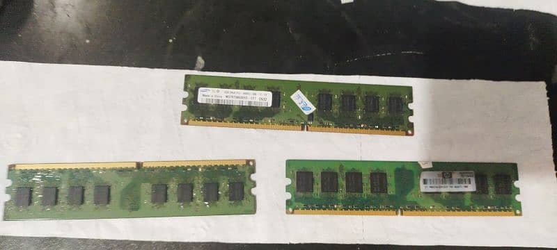 2gb ram disk used working good condition 0
