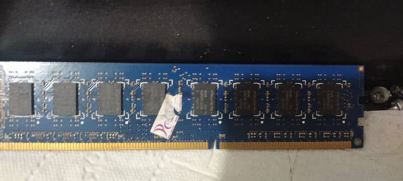 2gb ram disk used working good condition 3