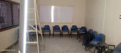 SINGLE STOREY INDEPENDENT BUNGALOW FOR SILENT COMMERCIAL AVAILABLE FOR RENT GULSHAN-E-IQBAL BLOCK 6