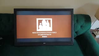 42 INCH TV FOR SALE