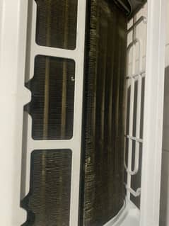 Kenwood D. c inverter 1 ton