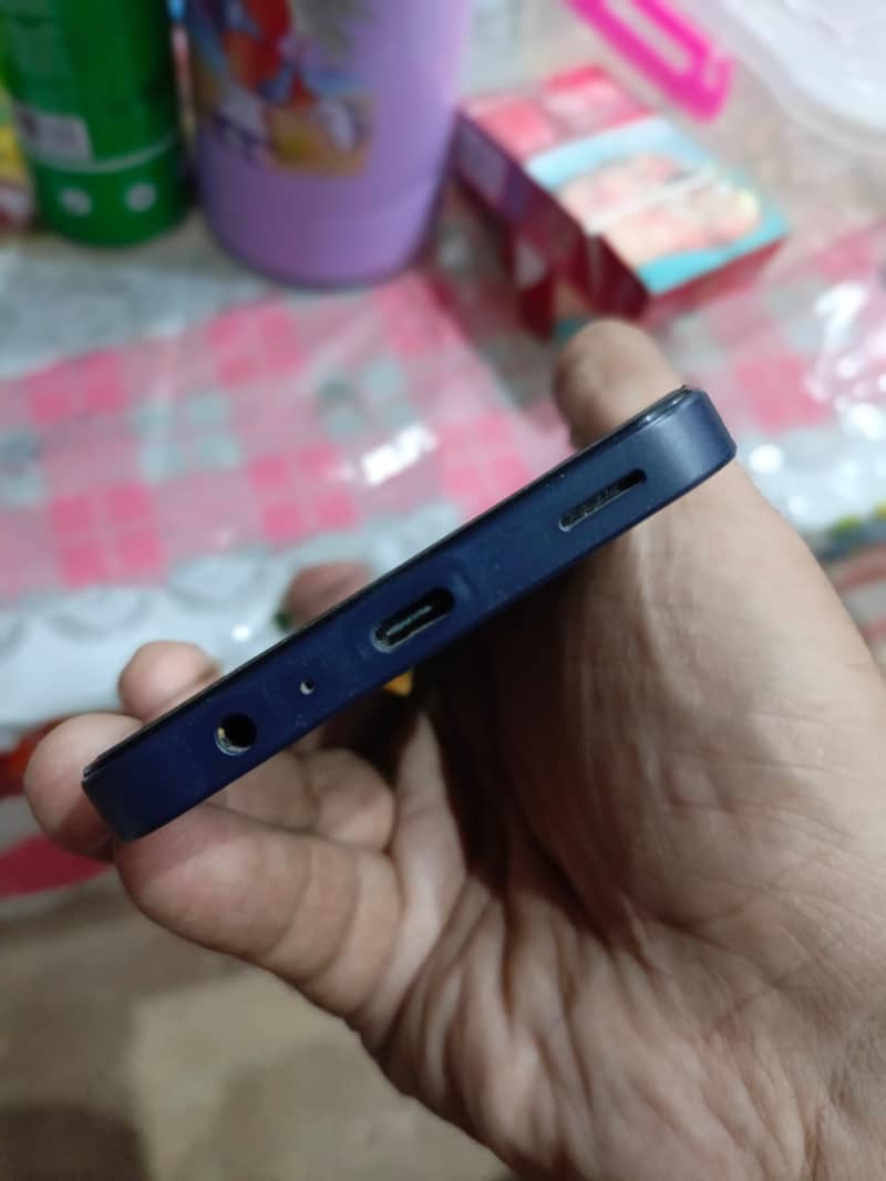 10/10 scratchless reliable  Samsung A15 8/256GB 7