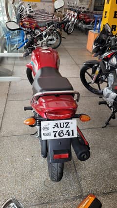 Yamaha YB 125Z-DX