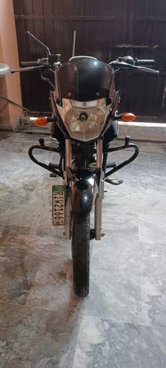 YAMAHA YBR125
