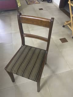 Wooden dining table for sale