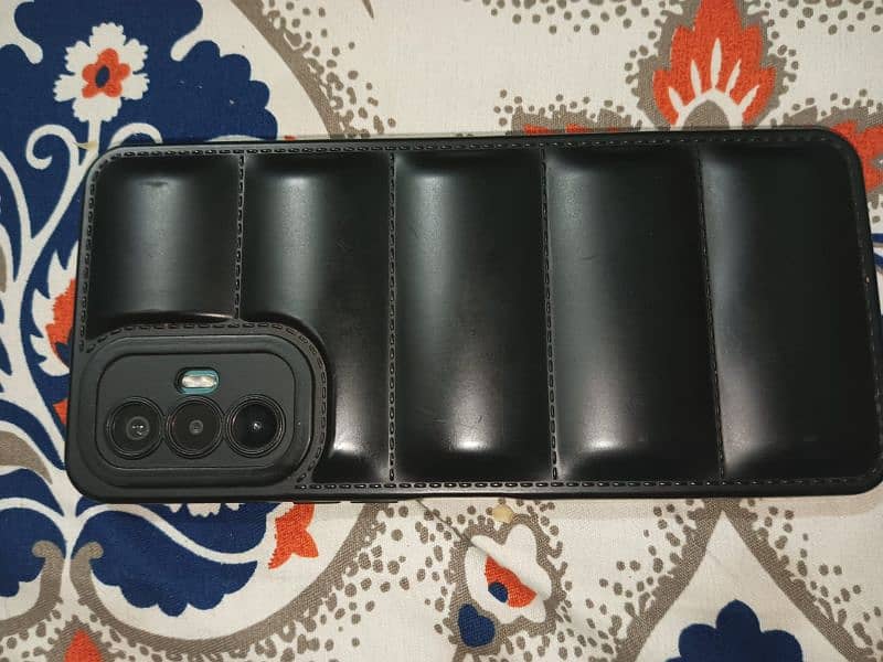 TECHNO SPARK 8 PRO 10/10 CONDITION BOX Available 3