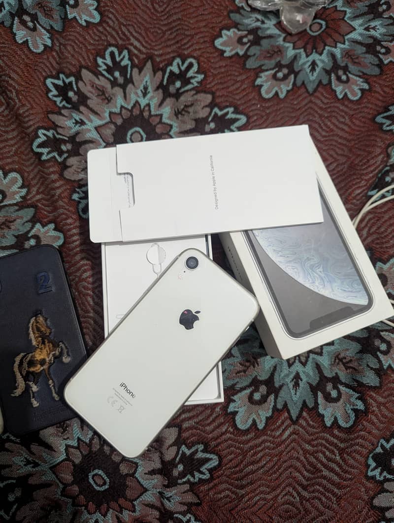 Iphone Xr 64 Non pta factory unlock 10/10 7