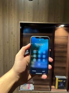 iphone 11 pro 64gb non pta 66 health red descrip. . plz03298162759 wpcal