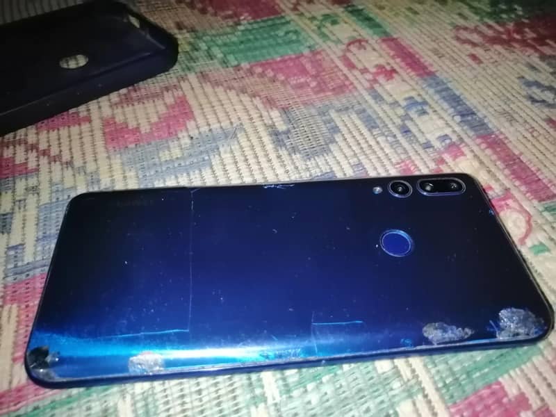 Huawei y9 prime full display with box 2