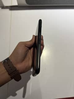 Iphone 11 pro max pta approved