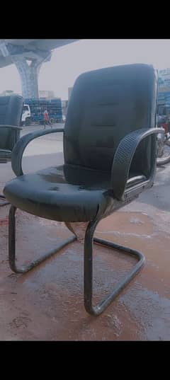 3 office chairs new condition
