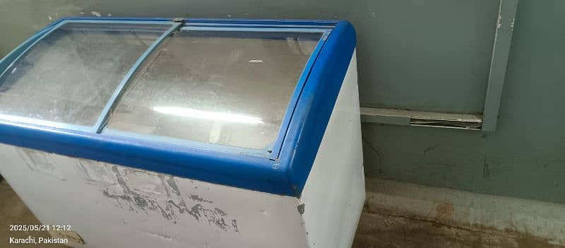 pls read add first freezers Available for sale 5